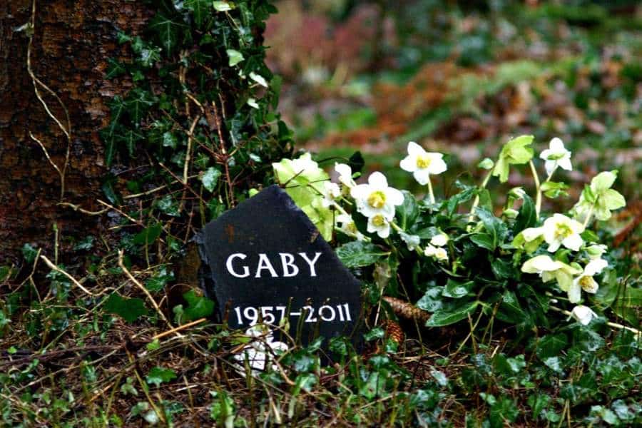 Natural burial is an alternative of human composting in Perth Australia