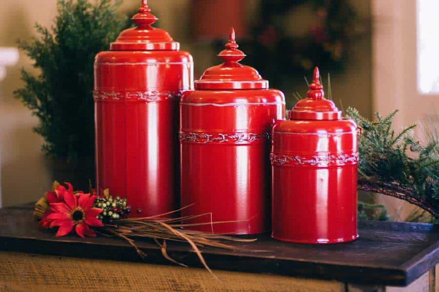 Keeping Your Mom's Ashes At Home